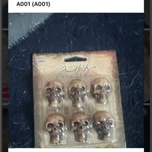 Tim holtz skulls